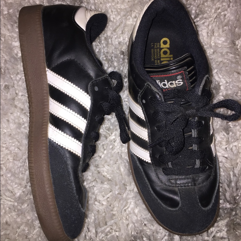 Adidas Sambas